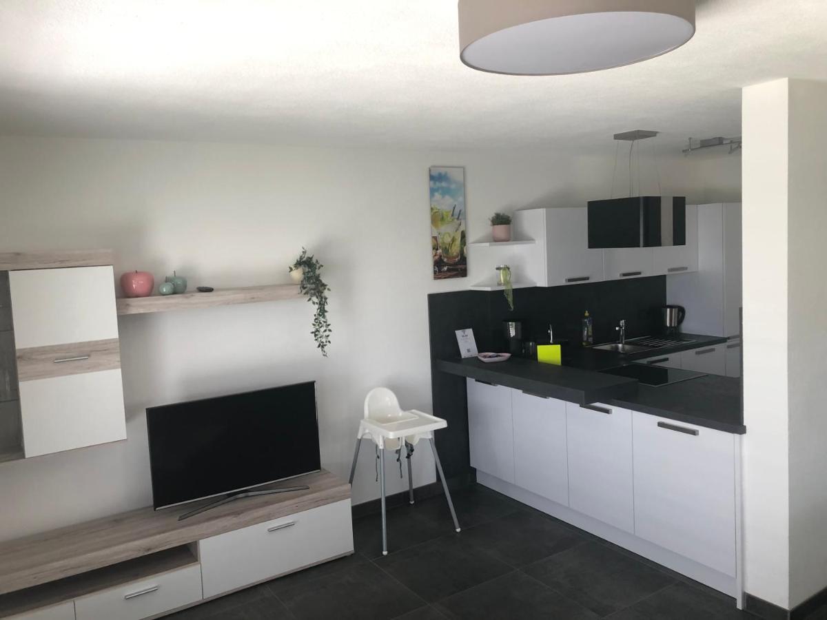 Moderne Ferienwohnung Mit Terrasse Und Garten Verwaltungsgemeinschaft Haldenwang エクステリア 写真